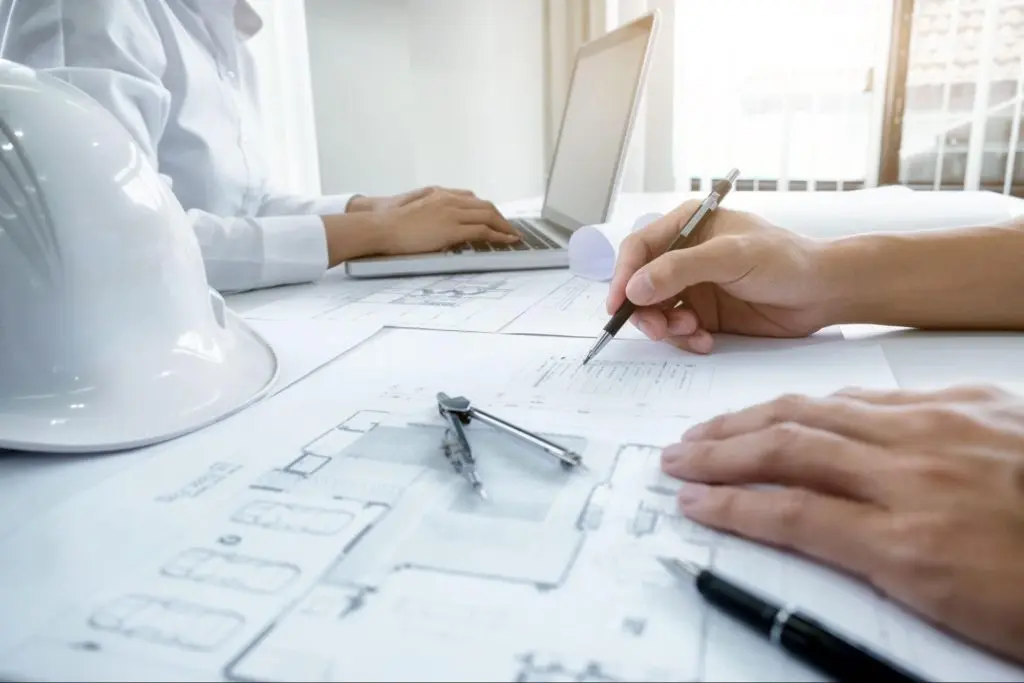 La structuration d'un groupe multi-expertises